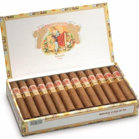 ROMEO Y JULIETA SHORT CHURCHILLS CIGAR (Copy)