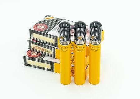 VINTAGE COHIBA SIGLO VI CIGAR (EMA NOV ’08) – DISPLAY BOX OF 15 TUBED CIGARS