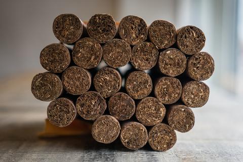 RAMÓN ALLONES ESTUPENDOS CIGAR (EX. ASIA PACIFICO 2007)
