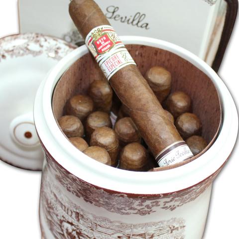 HOYO DE MONTERREY EPICURE ESPECIAL SERIE SEVILLA COLECCION VINTAGE – JAR OF 21 CIGARS
