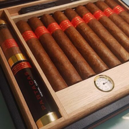 PARTAGAS SÉRIE E NO. 2 TRAVEL HUMIDOR