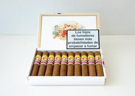 LA GLORIA CUBANA SERIE D NO. 5 CIGAR (EX. ESPAÑA 2017)